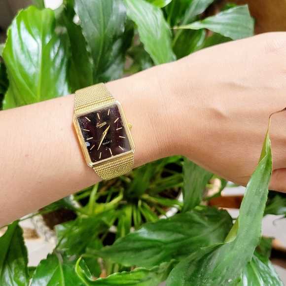 Vintage Everite Quartz Classic Gold Watch - Picture 5 of 12